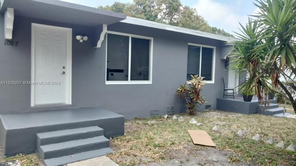1087 NW 52nd St 1087, Miami, Florida 33127, 2 Bedrooms Bedrooms, ,1 BathroomBathrooms,Residentiallease,For Rent,1087 NW 52nd St 1087,A11538207