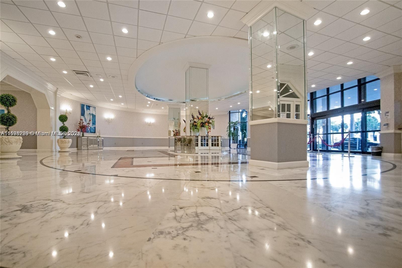 Hollywood, Florida 33019, 1 Bedroom Bedrooms, ,1 BathroomBathrooms,Residentiallease,For Rent,A11538239