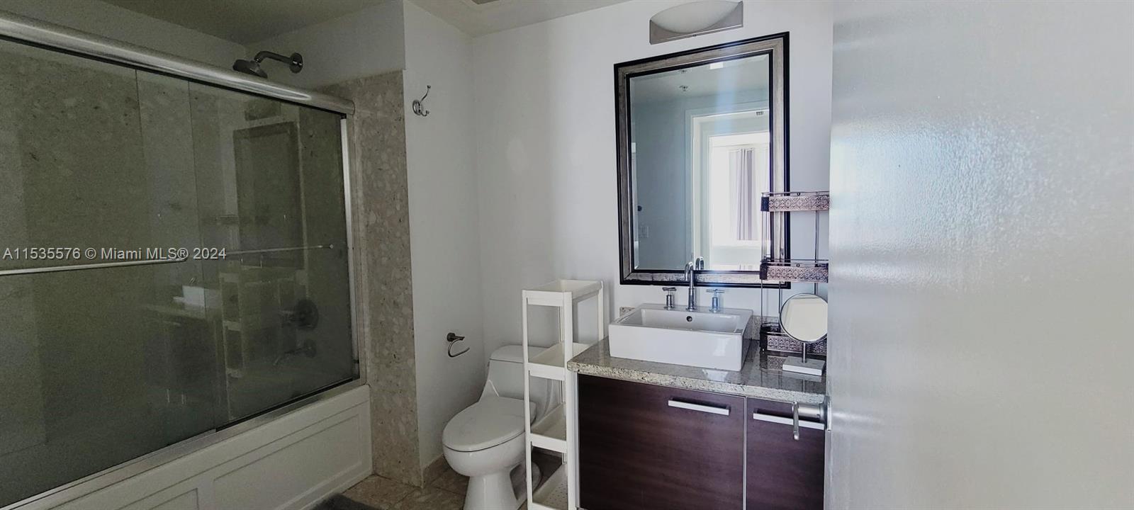 185 SW 7th St 2808, Miami, Florida 33130, 1 Bedroom Bedrooms, ,1 BathroomBathrooms,Residentiallease,For Rent,185 SW 7th St 2808,A11535576