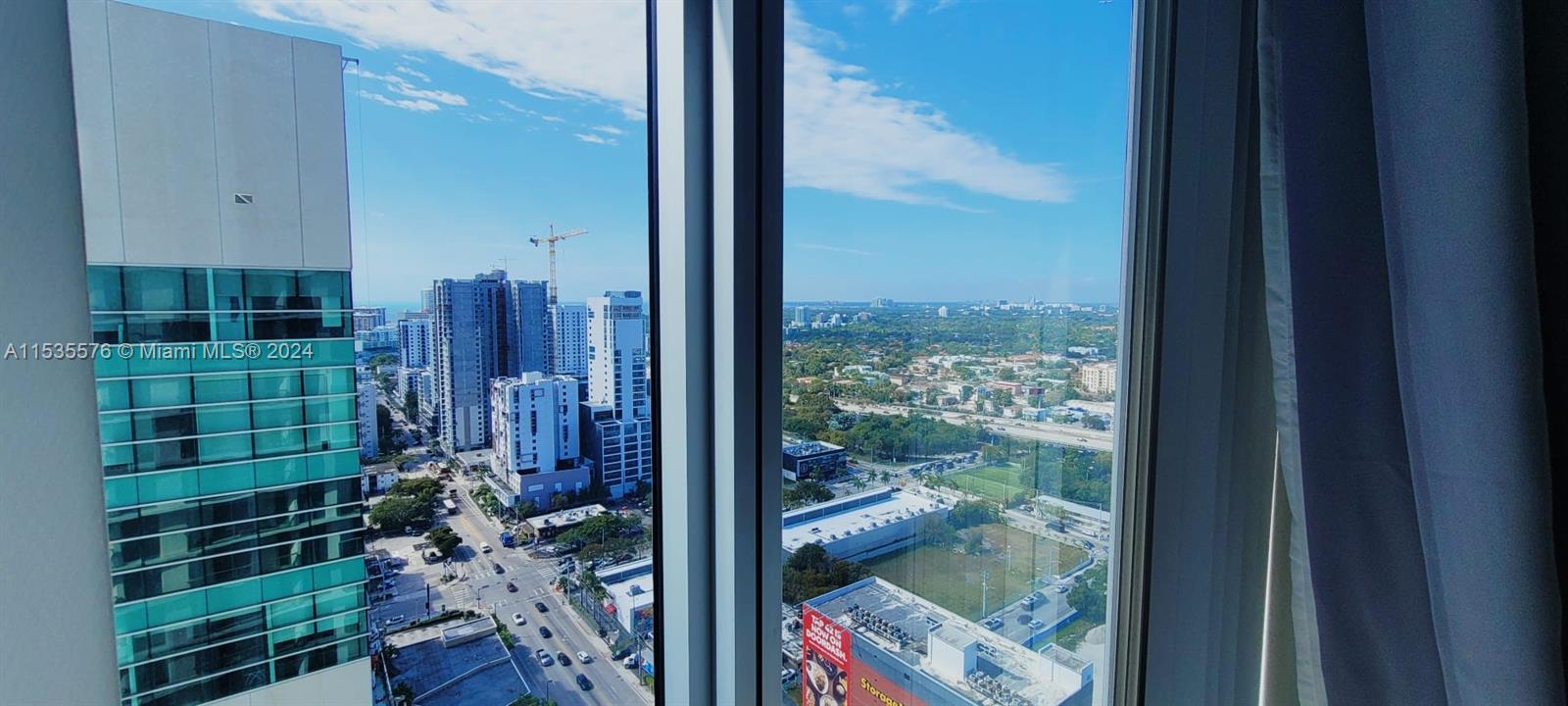 185 SW 7th St 2808, Miami, Florida 33130, 1 Bedroom Bedrooms, ,1 BathroomBathrooms,Residentiallease,For Rent,185 SW 7th St 2808,A11535576