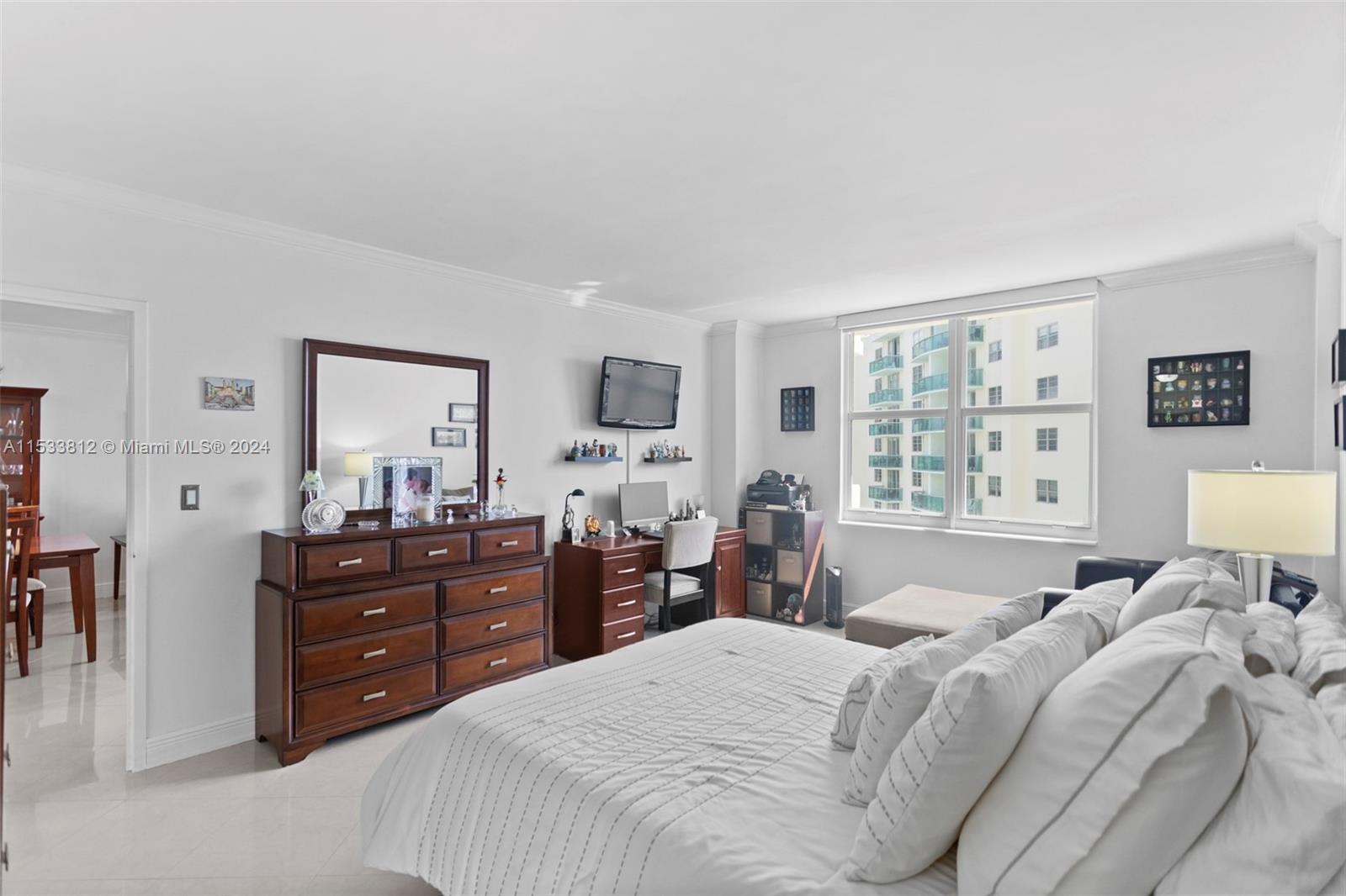 3725 S Ocean Dr 1220, Hollywood, Florida 33019, 1 Bedroom Bedrooms, ,1 BathroomBathrooms,Residential,For Sale,3725 S Ocean Dr 1220,A11533812