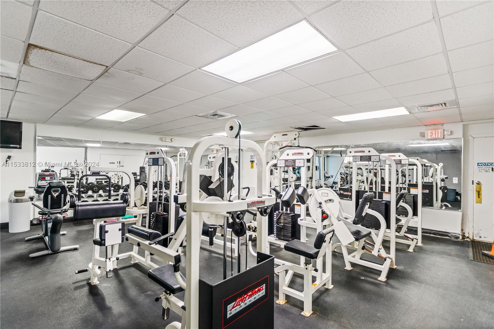 3725 S Ocean Dr 1220, Hollywood, Florida 33019, 1 Bedroom Bedrooms, ,1 BathroomBathrooms,Residential,For Sale,3725 S Ocean Dr 1220,A11533812