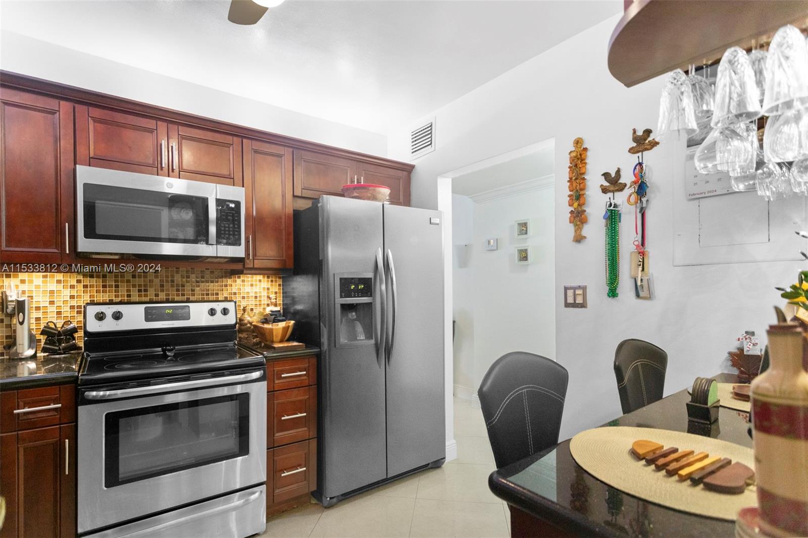 3725 S Ocean Dr 1220, Hollywood, Florida 33019, 1 Bedroom Bedrooms, ,1 BathroomBathrooms,Residential,For Sale,3725 S Ocean Dr 1220,A11533812