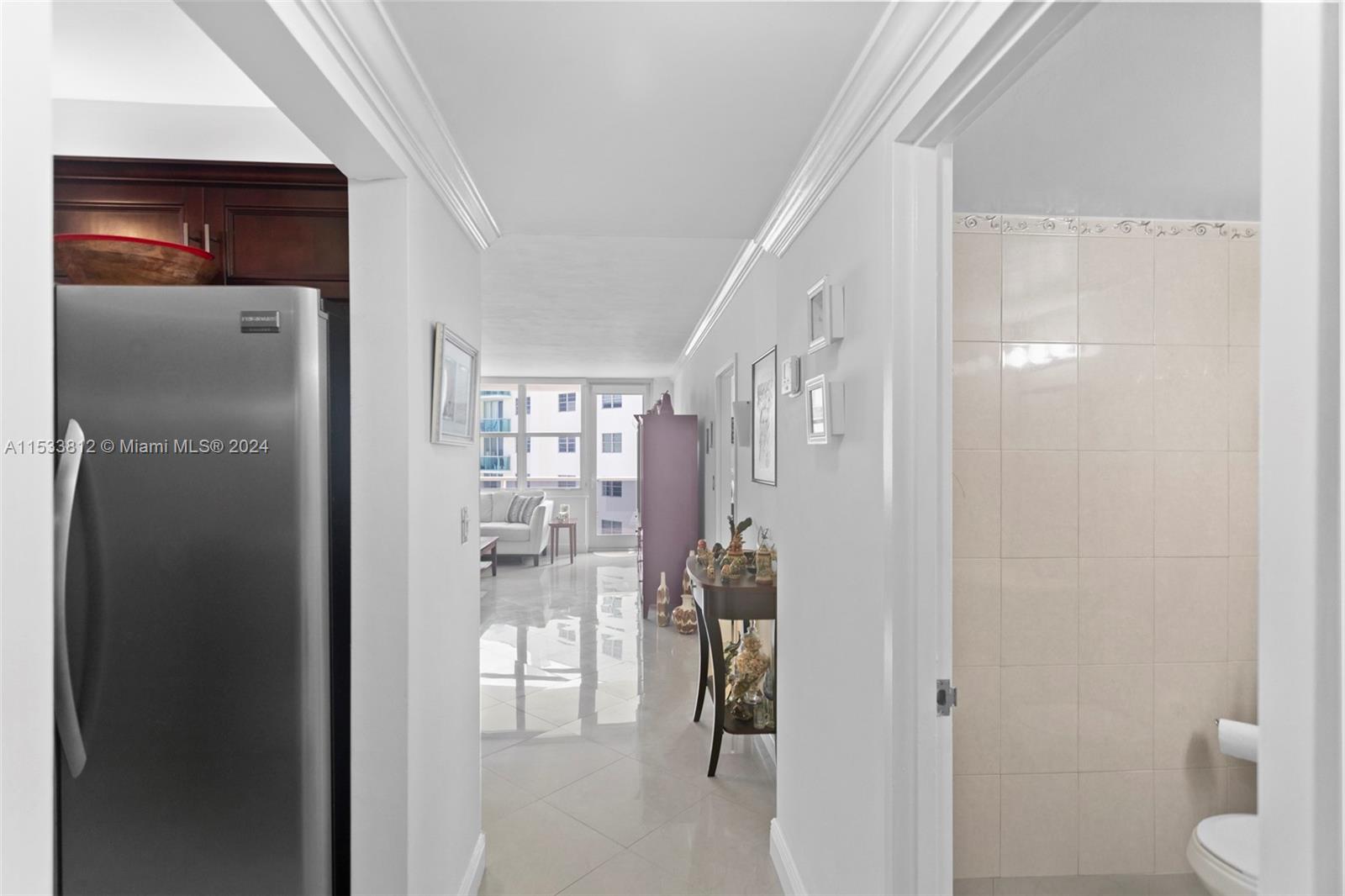 3725 S Ocean Dr 1220, Hollywood, Florida 33019, 1 Bedroom Bedrooms, ,1 BathroomBathrooms,Residential,For Sale,3725 S Ocean Dr 1220,A11533812