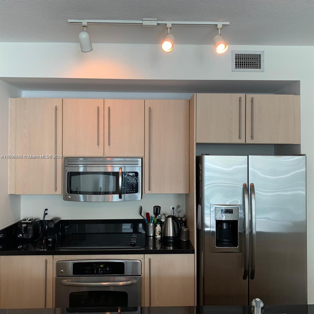 1111 SW 1st Ave 1716-N, Miami, Florida 33130, 2 Bedrooms Bedrooms, ,2 BathroomsBathrooms,Residentiallease,For Rent,1111 SW 1st Ave 1716-N,A11536868