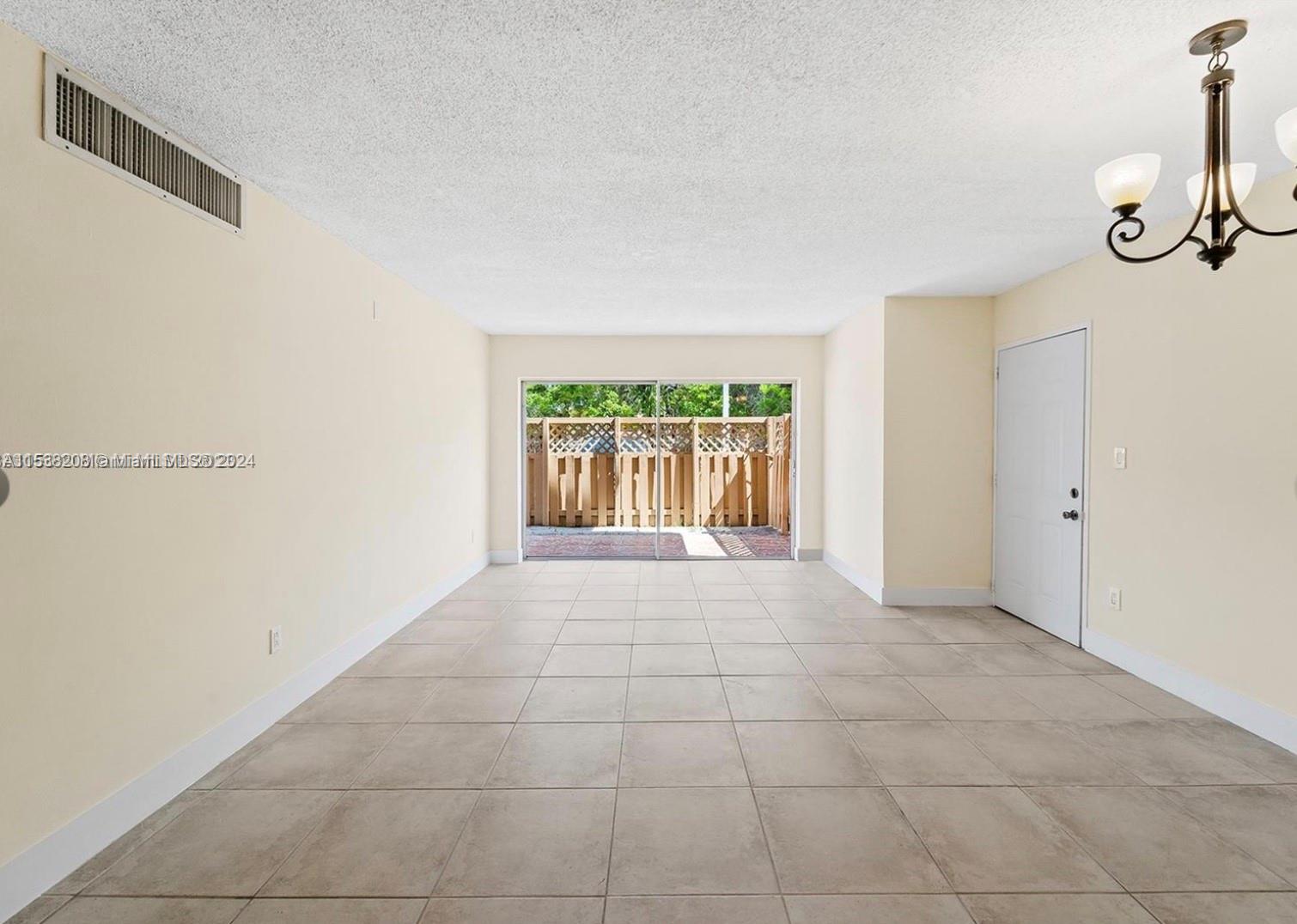 4670 NW 79th Ave 1E, Doral, FL 33166, 2 Bedrooms Bedrooms, ,2 BathroomsBathrooms,Residential,For Sale,79th Ave,A11538208