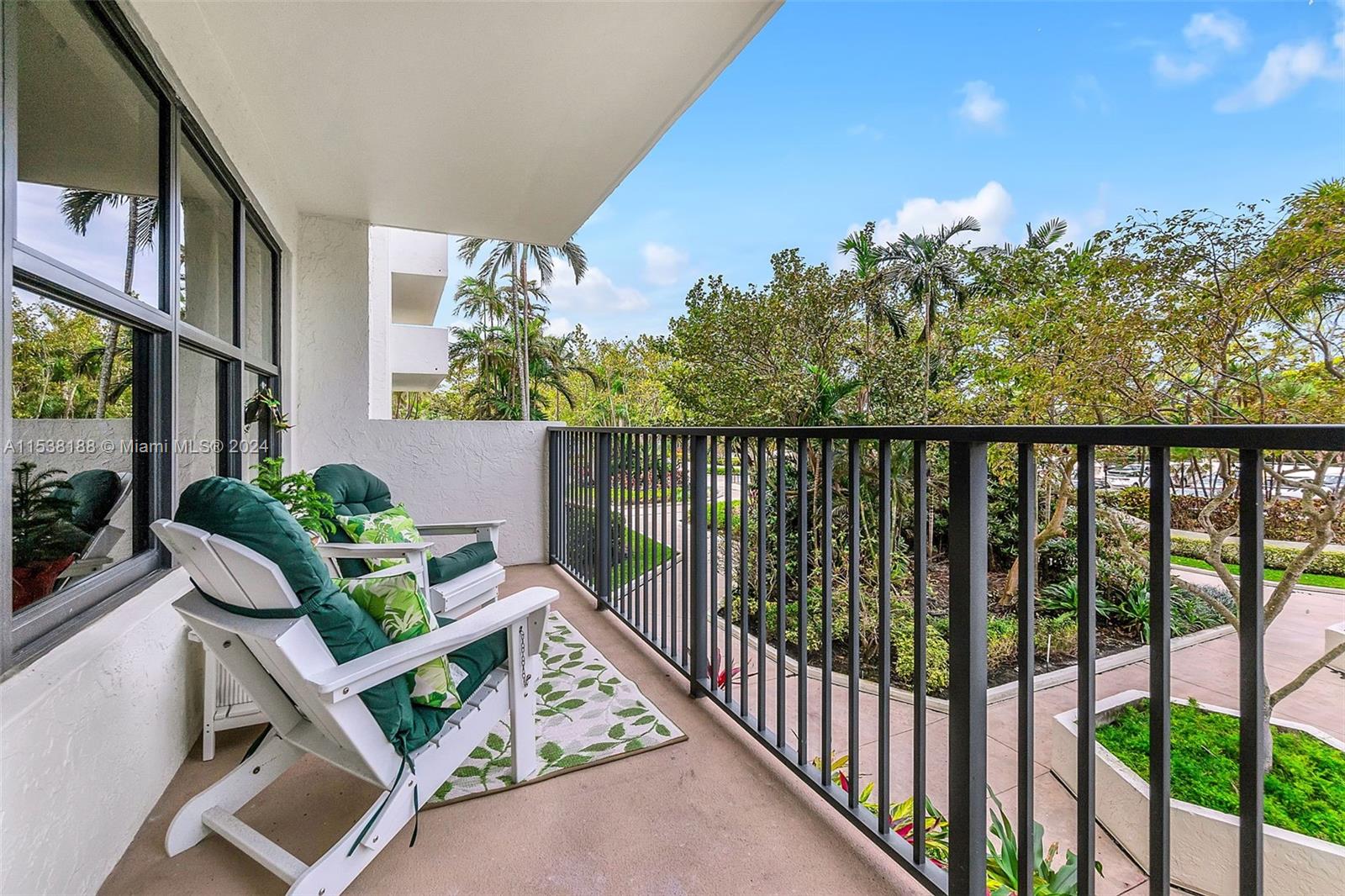 3200 Port Royale Dr N, Fort Lauderdale, FL, 33308 United States, 2 Bedrooms Bedrooms, ,2 BathroomsBathrooms,Residential,For Sale,Port Royale Dr N,A11538188