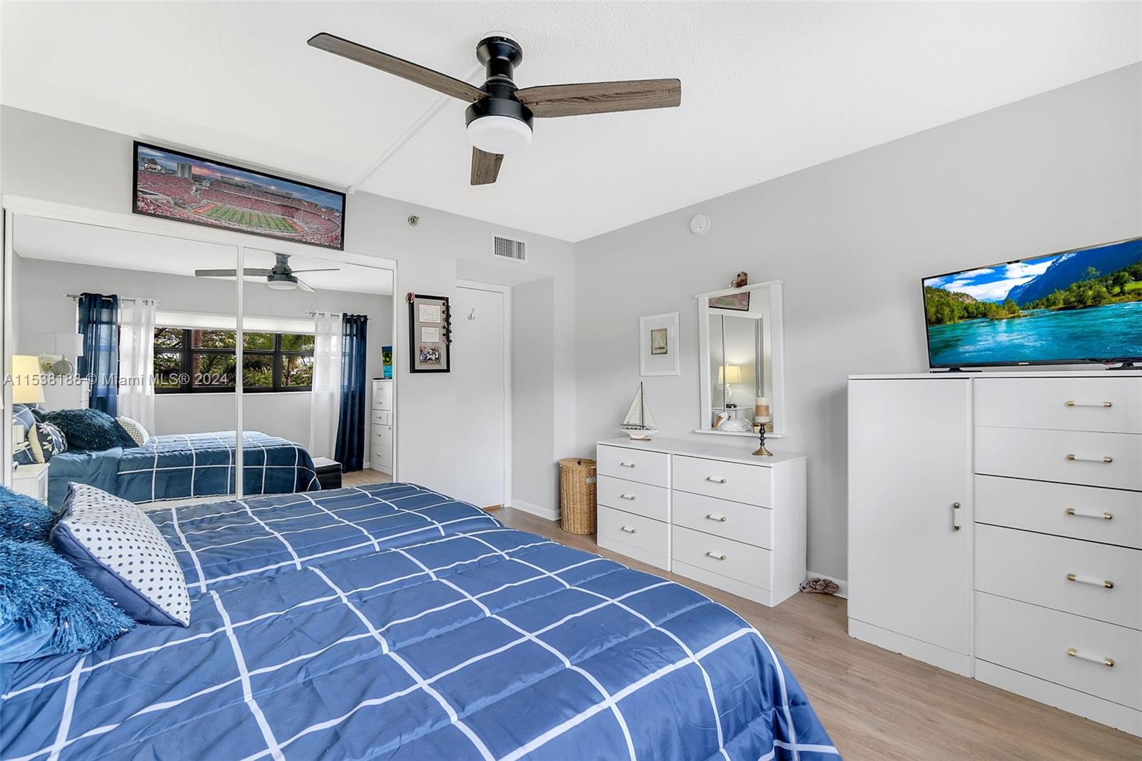 3200 Port Royale Dr N, Fort Lauderdale, FL, 33308 United States, 2 Bedrooms Bedrooms, ,2 BathroomsBathrooms,Residential,For Sale,Port Royale Dr N,A11538188