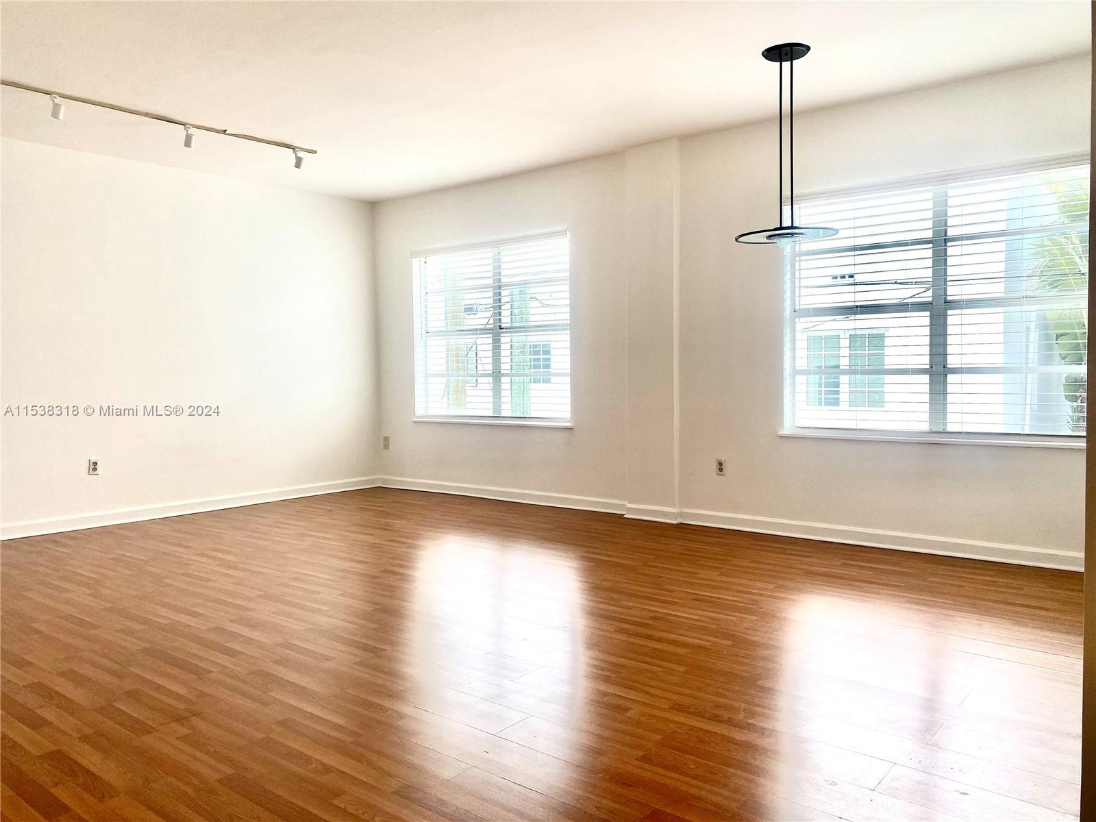1200 EUCLID AV 202, Miami Beach, Florida 33139, 1 Bedroom Bedrooms, ,1 BathroomBathrooms,Residential,For Sale,1200 EUCLID AV 202,A11538318