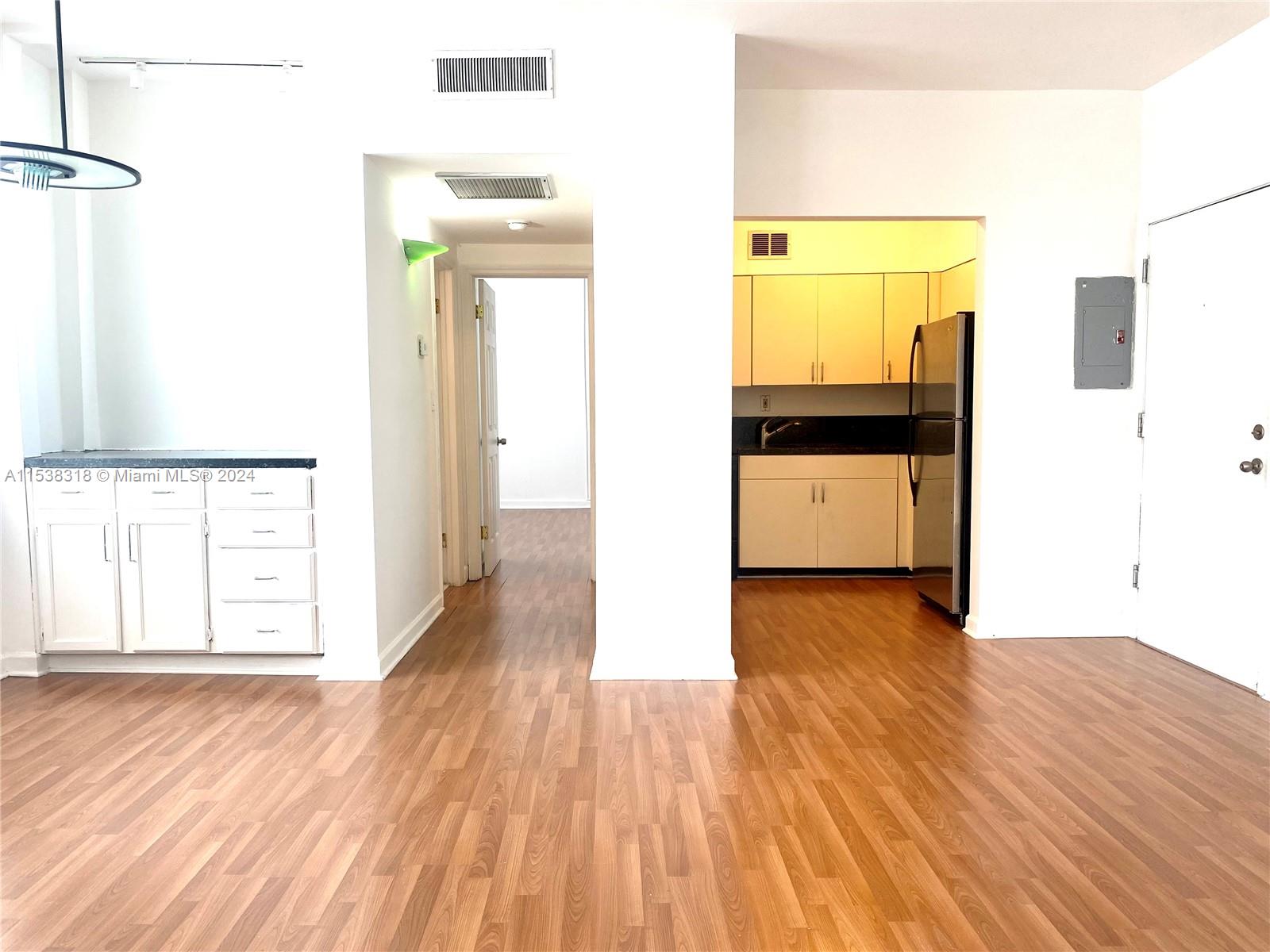 1200 EUCLID AV 202, Miami Beach, Florida 33139, 1 Bedroom Bedrooms, ,1 BathroomBathrooms,Residential,For Sale,1200 EUCLID AV 202,A11538318