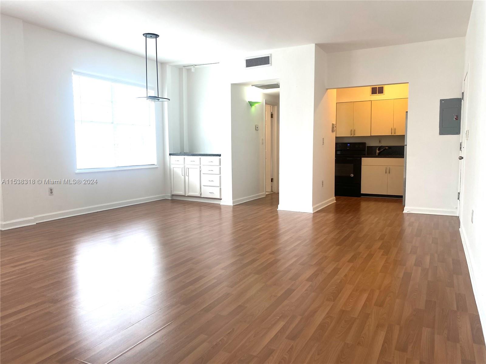 1200 EUCLID AV 202, Miami Beach, Florida 33139, 1 Bedroom Bedrooms, ,1 BathroomBathrooms,Residential,For Sale,1200 EUCLID AV 202,A11538318