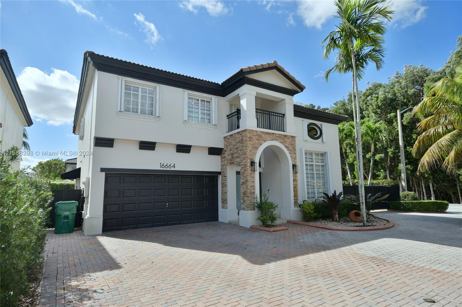 16664 SW 50th Ter, Miami, Florida 33185, 5 Bedrooms Bedrooms, ,3 BathroomsBathrooms,Residential,For Sale,16664 SW 50th Ter,A11538298