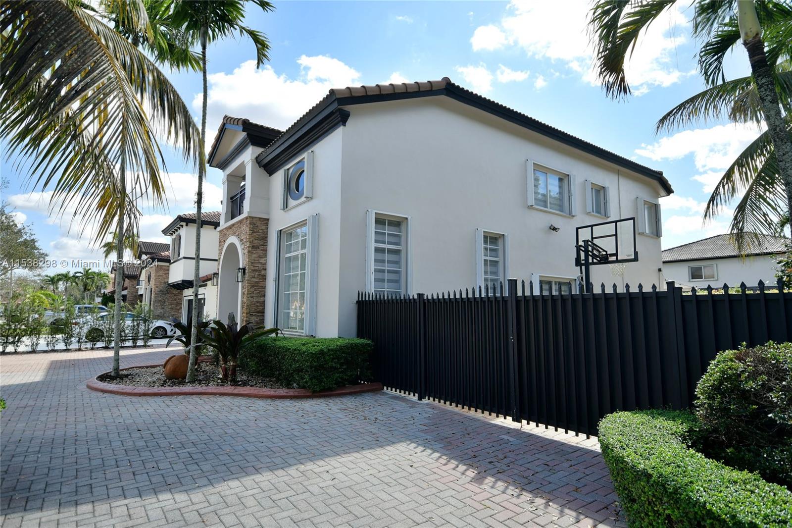 16664 SW 50th Ter, Miami, Florida 33185, 5 Bedrooms Bedrooms, ,3 BathroomsBathrooms,Residential,For Sale,16664 SW 50th Ter,A11538298