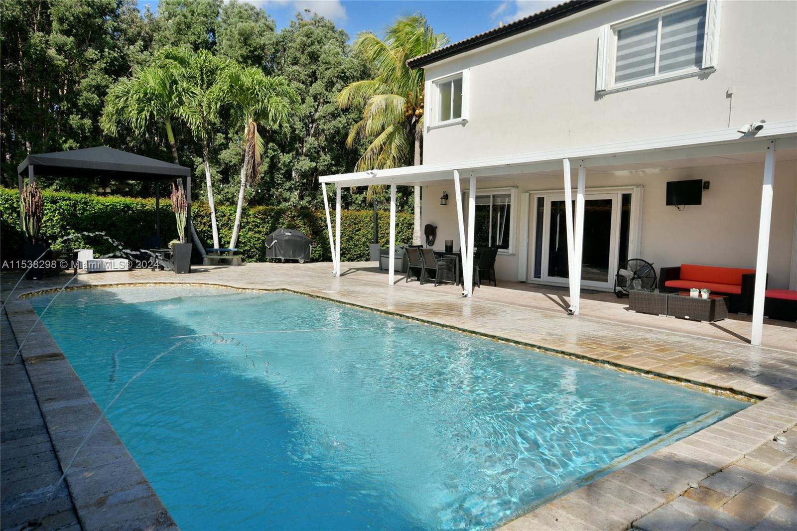 16664 SW 50th Ter, Miami, Florida 33185, 5 Bedrooms Bedrooms, ,3 BathroomsBathrooms,Residential,For Sale,16664 SW 50th Ter,A11538298