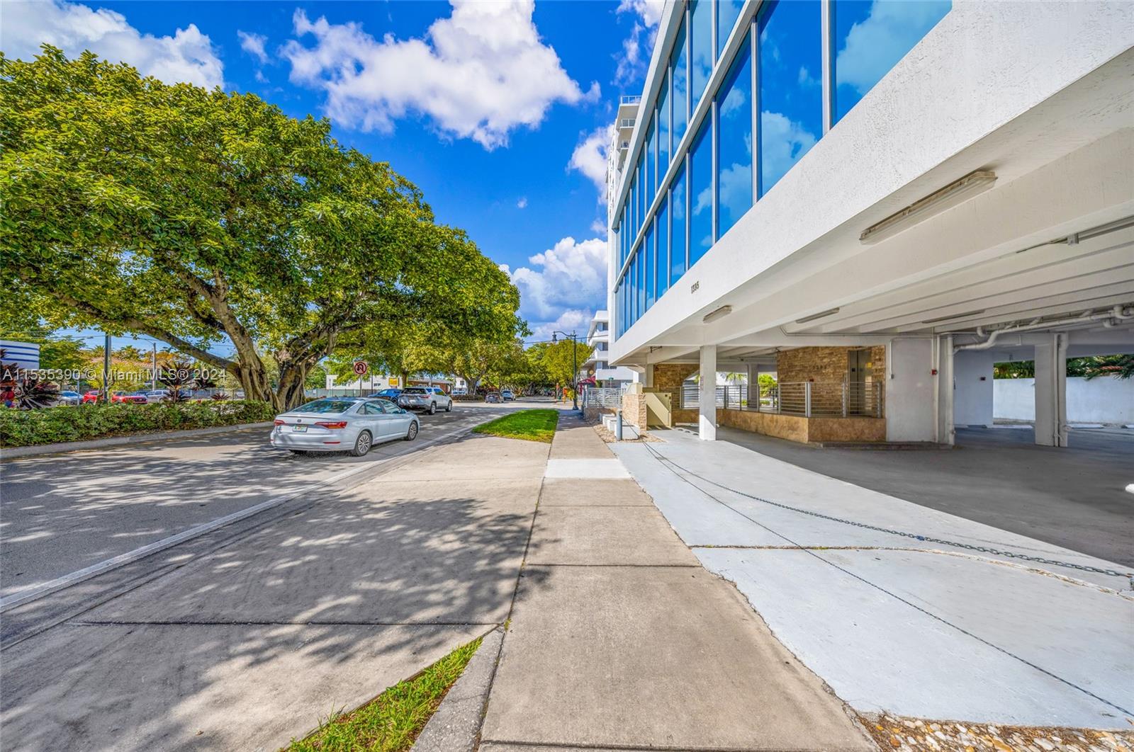 1395 SW 22nd St, Miami, Florida 33145, ,Commercialsale,For Sale,1395 SW 22nd St,A11535390