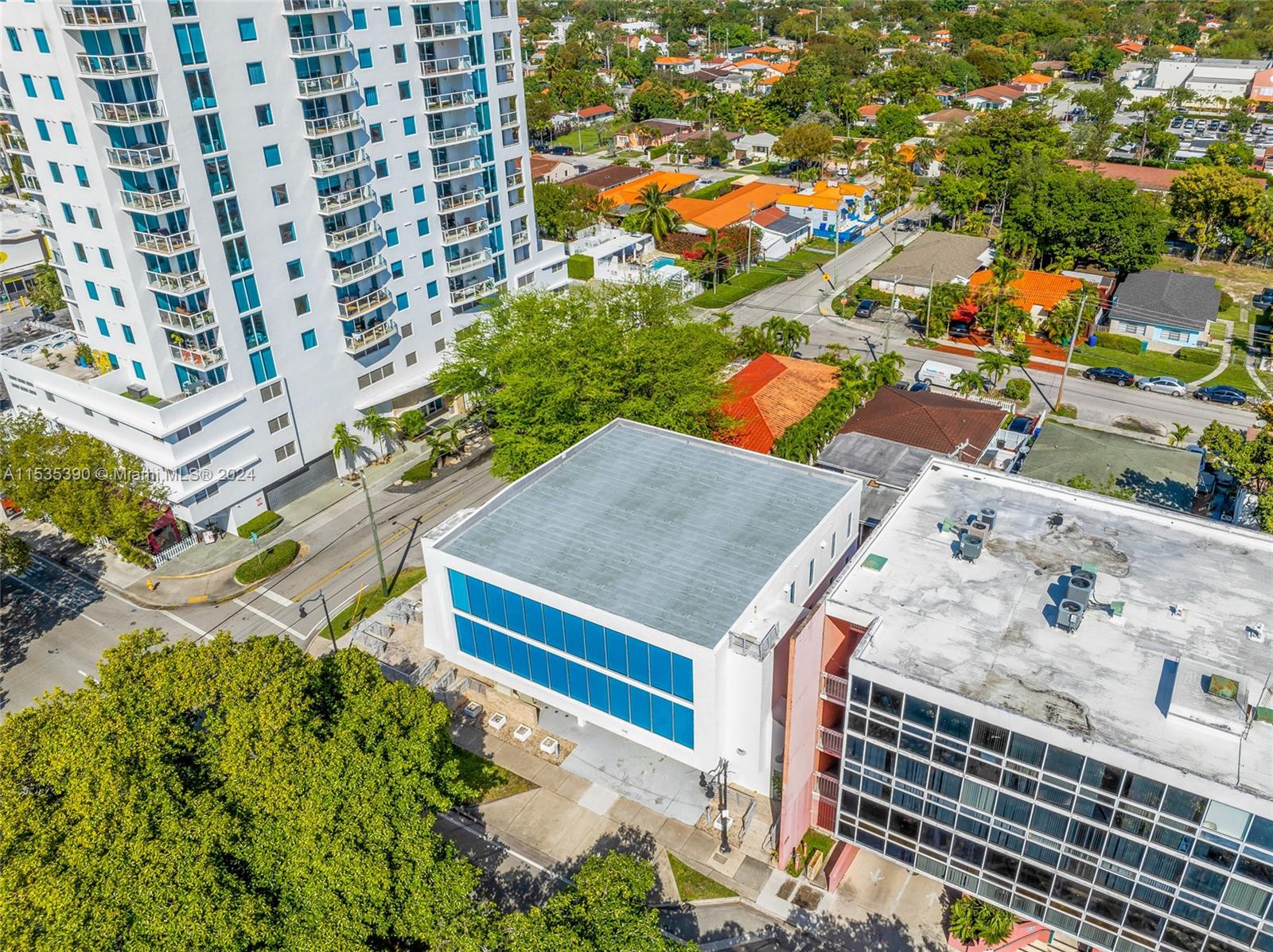 1395 SW 22nd St, Miami, Florida 33145, ,Commercialsale,For Sale,1395 SW 22nd St,A11535390