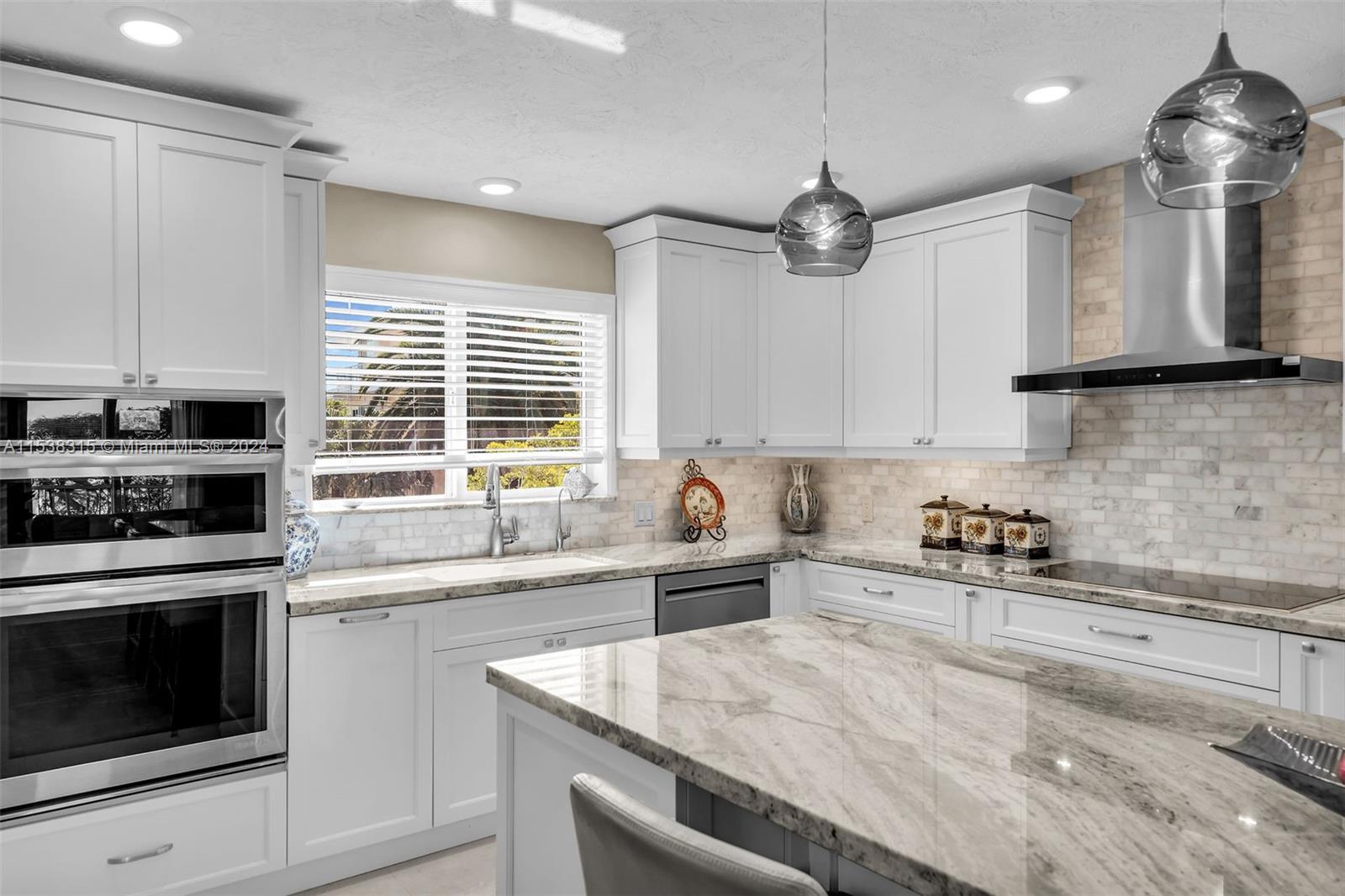 416 Coconut Palm Blvd, Islamorada, FL, 33070 United States, 5 Bedrooms Bedrooms, ,5 BathroomsBathrooms,Residential,For Sale,Coconut Palm Blvd,A11538315