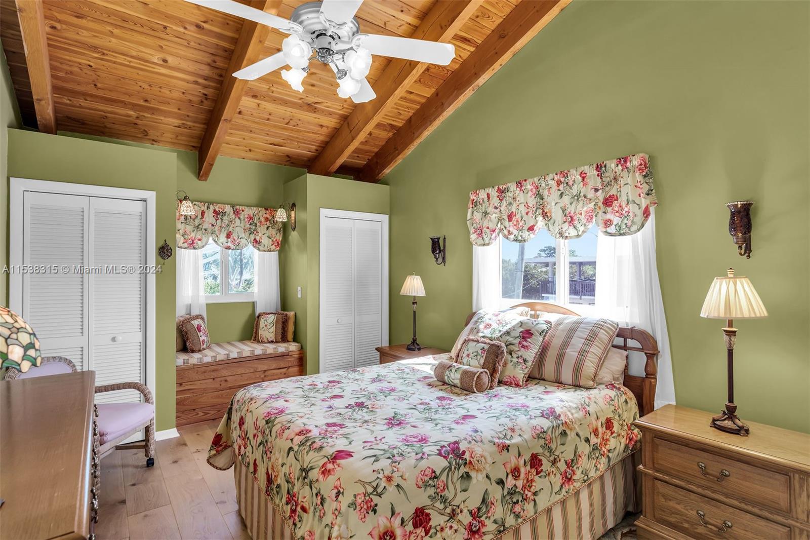 bedroom 3 of 5 - on top floor