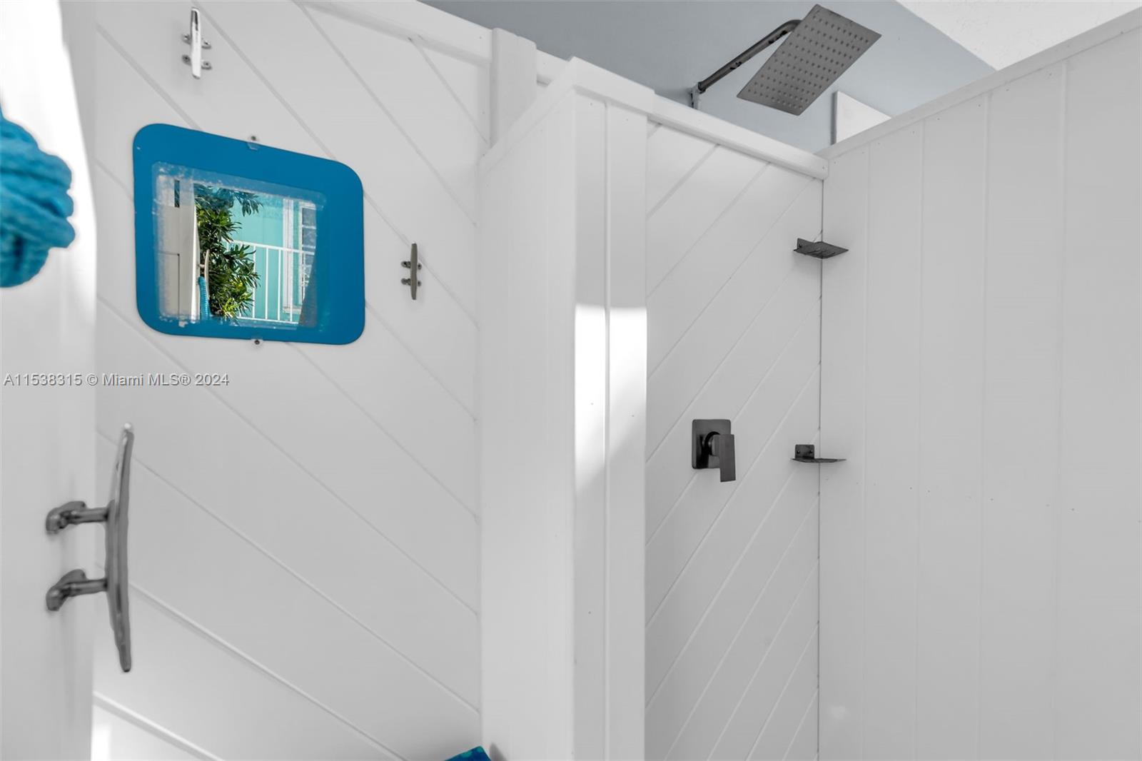 416 Coconut Palm Blvd, Islamorada, FL, 33070 United States, 5 Bedrooms Bedrooms, ,5 BathroomsBathrooms,Residential,For Sale,Coconut Palm Blvd,A11538315