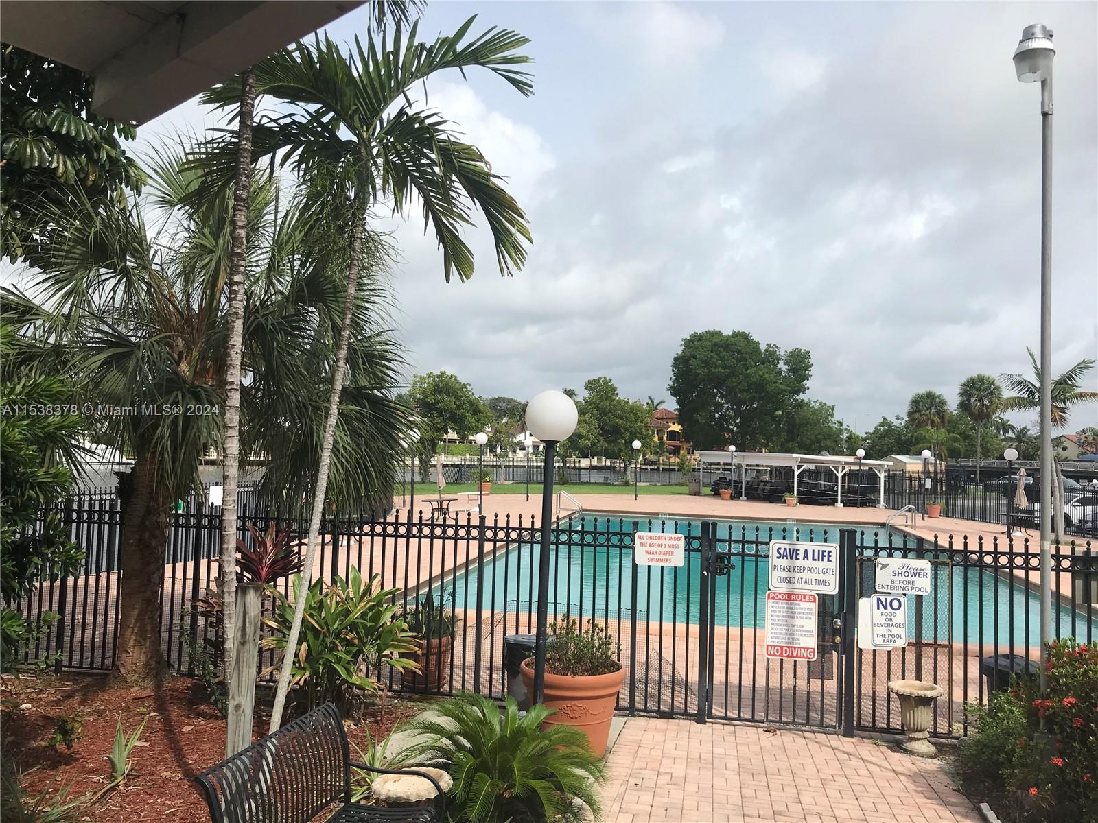 851 Three Islands Blvd 218, Hallandale Beach, Florida 33009, 2 Bedrooms Bedrooms, ,1 BathroomBathrooms,Residentiallease,For Rent,851 Three Islands Blvd 218,A11538378