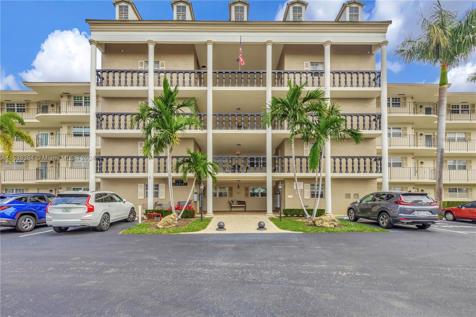 440 Paradise Isle Blvd 109, Hallandale Beach, Florida 33009, 1 Bedroom Bedrooms, ,1 BathroomBathrooms,Residentiallease,For Rent,440 Paradise Isle Blvd 109,A11538384