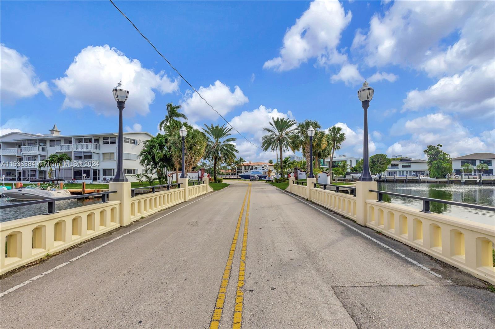 440 Paradise Isle Blvd 109, Hallandale Beach, Florida 33009, 1 Bedroom Bedrooms, ,1 BathroomBathrooms,Residentiallease,For Rent,440 Paradise Isle Blvd 109,A11538384