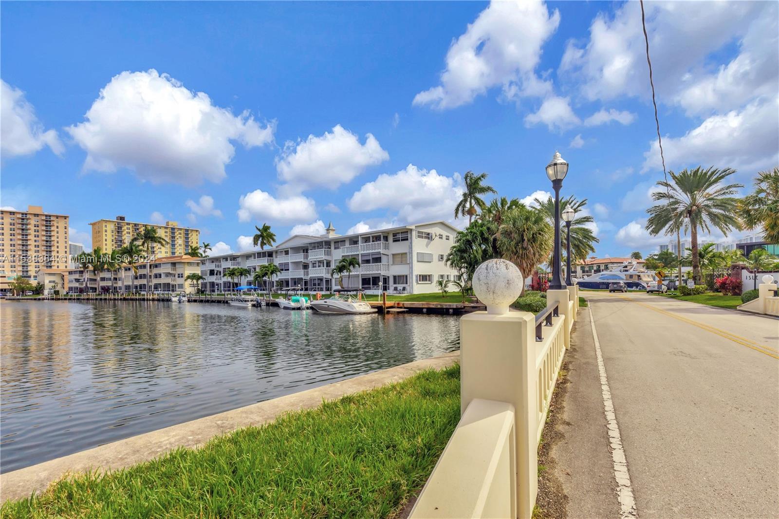 440 Paradise Isle Blvd 109, Hallandale Beach, Florida 33009, 1 Bedroom Bedrooms, ,1 BathroomBathrooms,Residentiallease,For Rent,440 Paradise Isle Blvd 109,A11538384