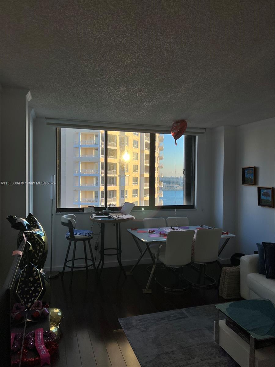 540 NE Brickell Key Dr 1624, Miami, Florida 33131, 1 Bedroom Bedrooms, ,1 BathroomBathrooms,Residential,For Sale,540 NE Brickell Key Dr 1624,A11538394