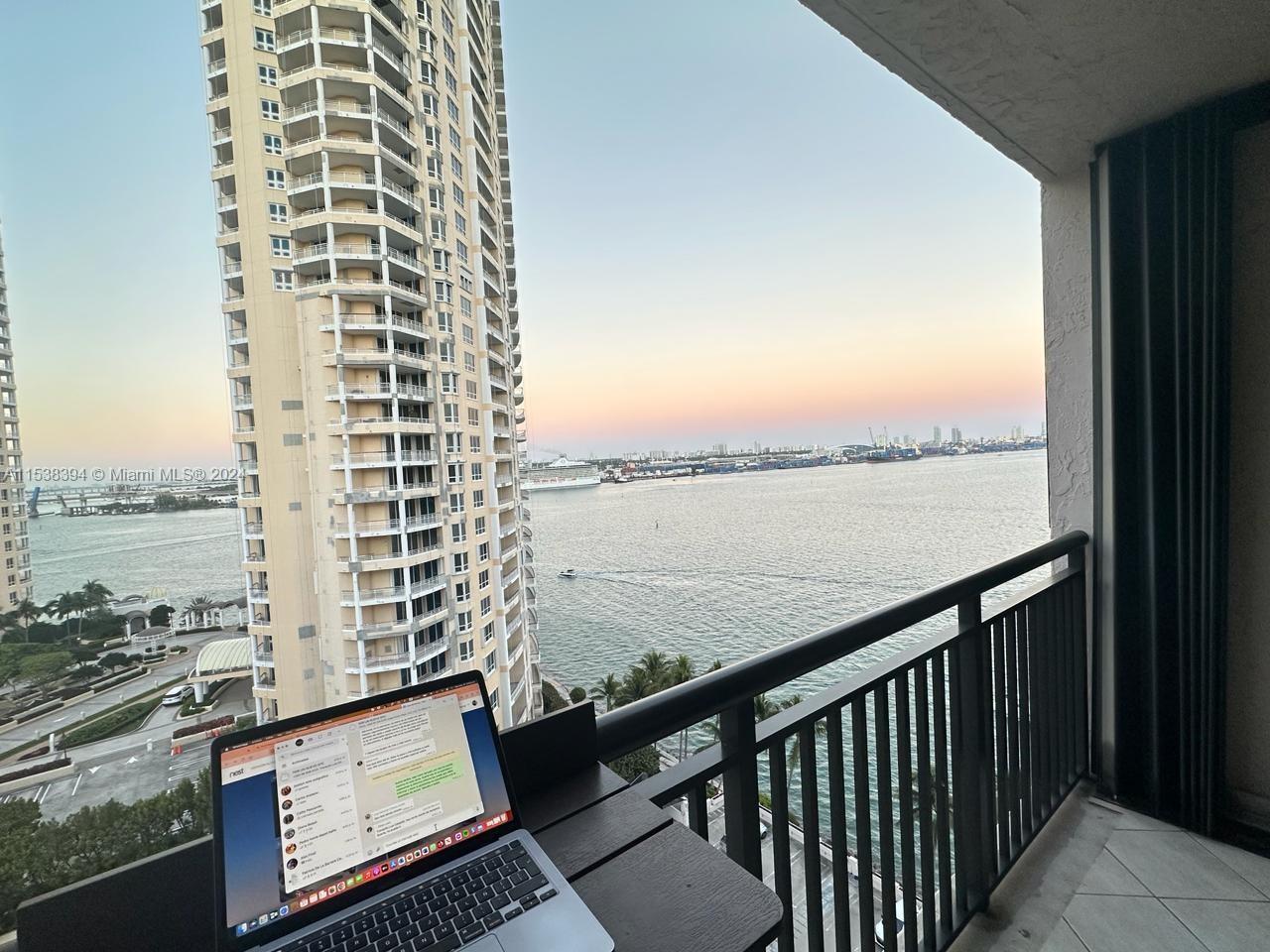 540 NE Brickell Key Dr 1624, Miami, Florida 33131, 1 Bedroom Bedrooms, ,1 BathroomBathrooms,Residential,For Sale,540 NE Brickell Key Dr 1624,A11538394