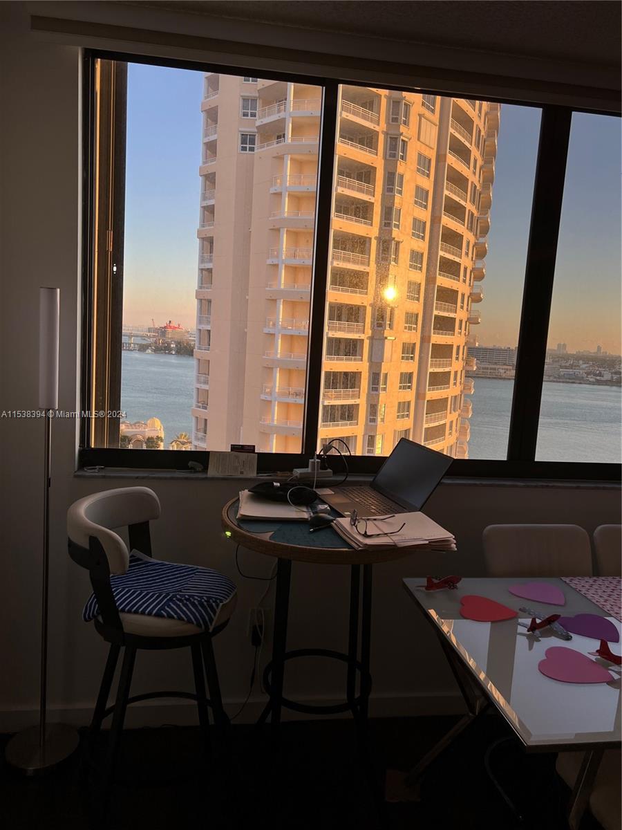 540 NE Brickell Key Dr 1624, Miami, Florida 33131, 1 Bedroom Bedrooms, ,1 BathroomBathrooms,Residential,For Sale,540 NE Brickell Key Dr 1624,A11538394