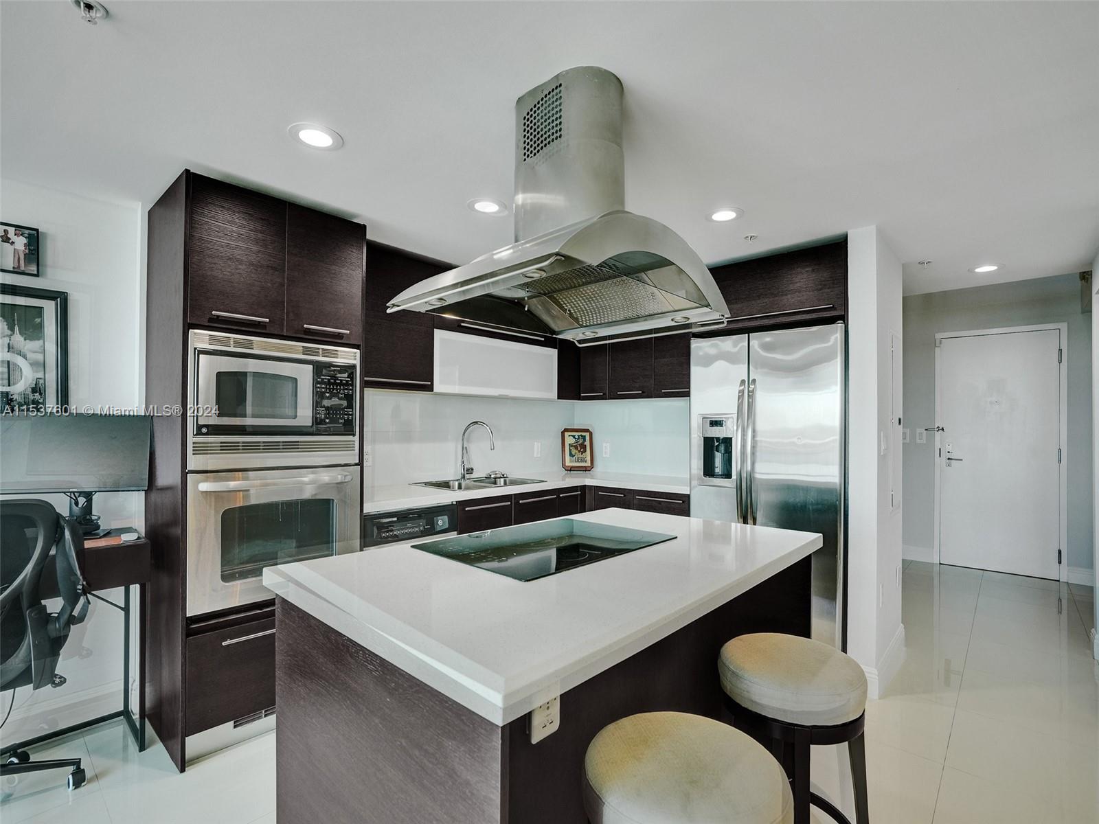 7930 East Dr PH-1806, North Bay Village, Florida 33141, 2 Bedrooms Bedrooms, ,2 BathroomsBathrooms,Residential,For Sale,7930 East Dr PH-1806,A11537601