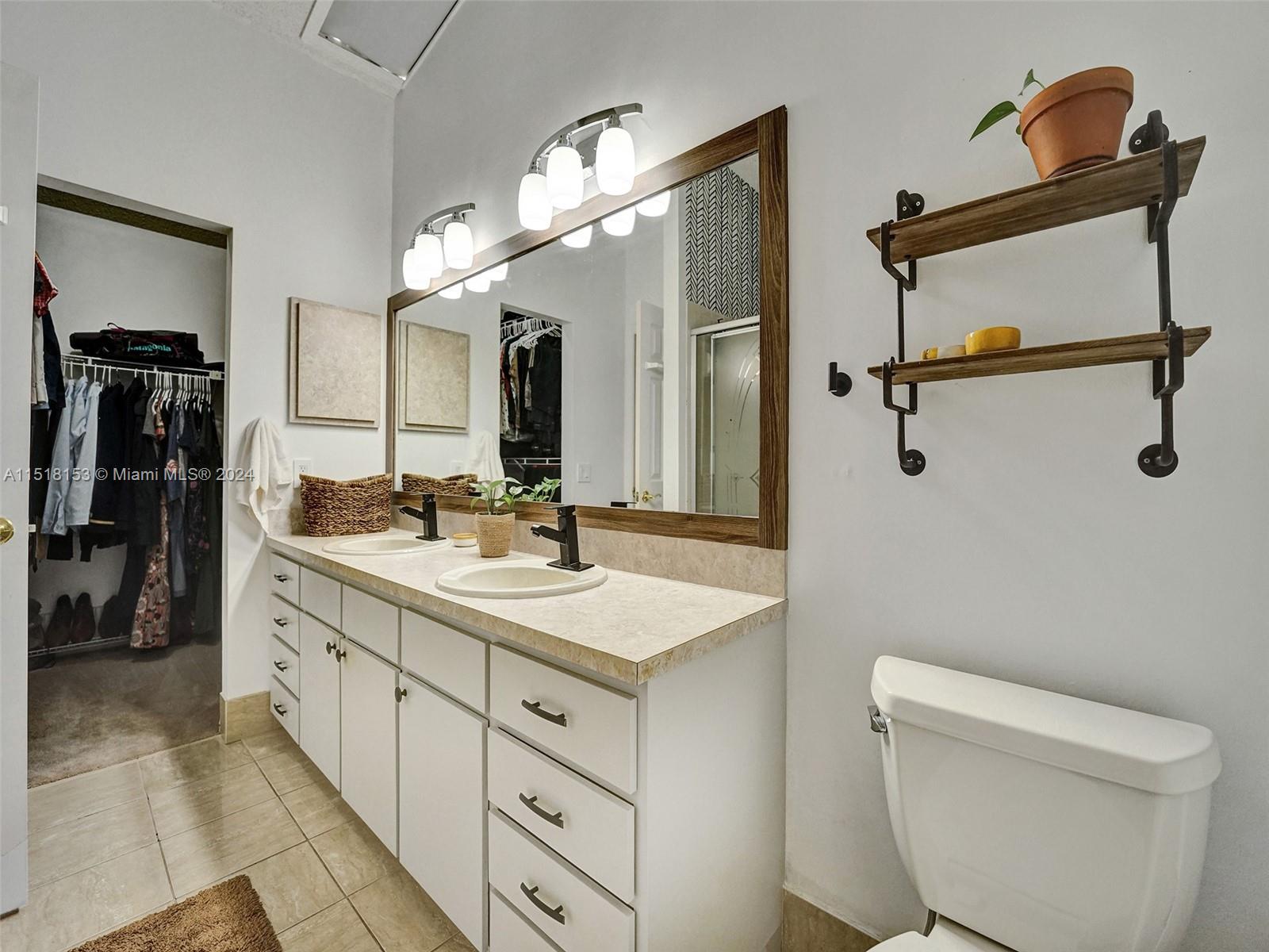 455 SE 11th Terrace 455, Dania Beach, Florida 33004, 2 Bedrooms Bedrooms, ,2 BathroomsBathrooms,Residential,For Sale,455 SE 11th Terrace 455,A11518153