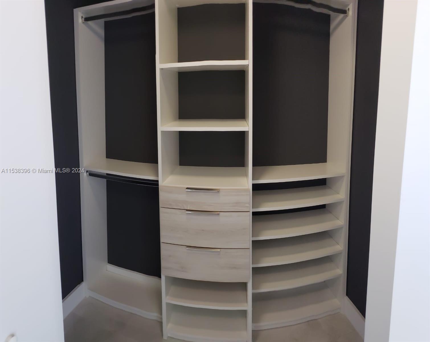 488 NE 18 st 801, Miami, Florida 33132, 2 Bedrooms Bedrooms, ,2 BathroomsBathrooms,Residentiallease,For Rent,488 NE 18 st 801,A11538396