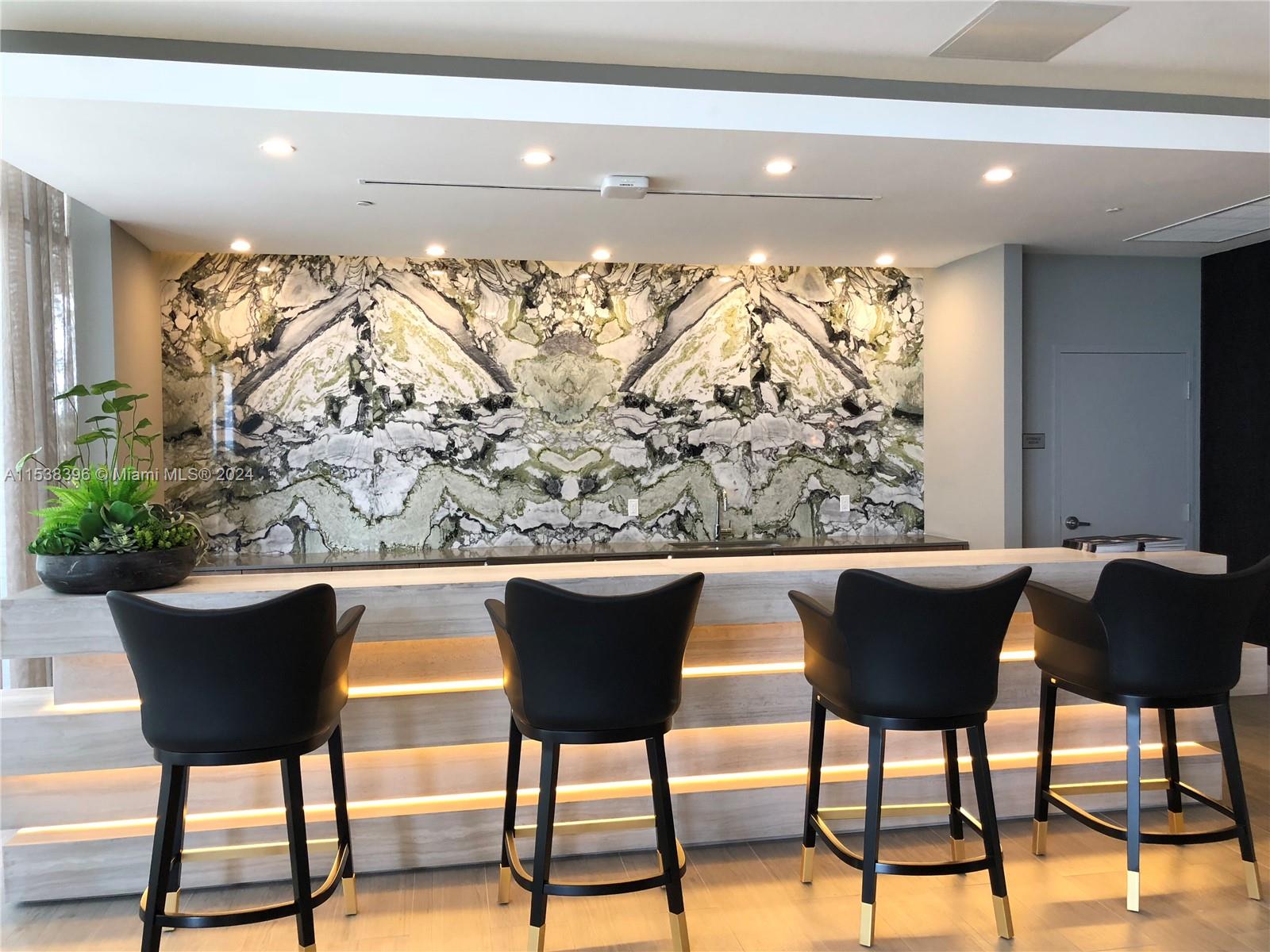 488 NE 18 st 801, Miami, Florida 33132, 2 Bedrooms Bedrooms, ,2 BathroomsBathrooms,Residentiallease,For Rent,488 NE 18 st 801,A11538396