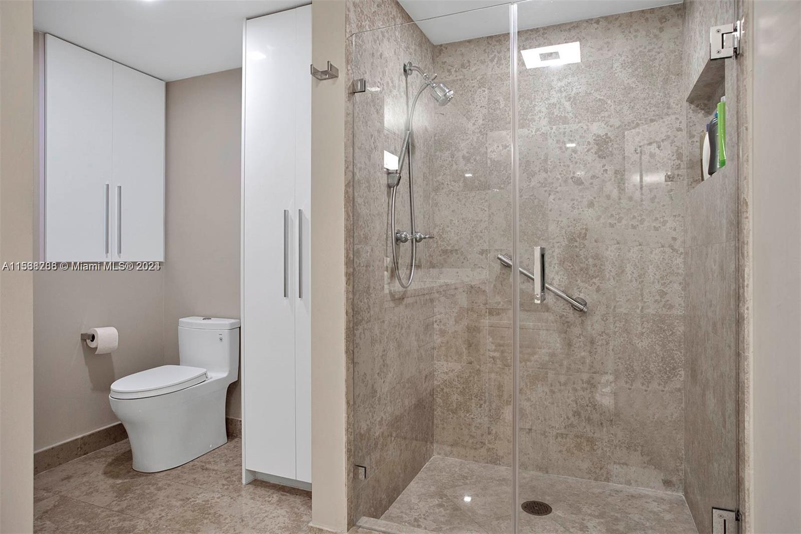 4775 Collins Ave 704, Miami Beach, Florida 33140, 2 Bedrooms Bedrooms, ,2 BathroomsBathrooms,Residentiallease,For Rent,4775 Collins Ave 704,A11538286