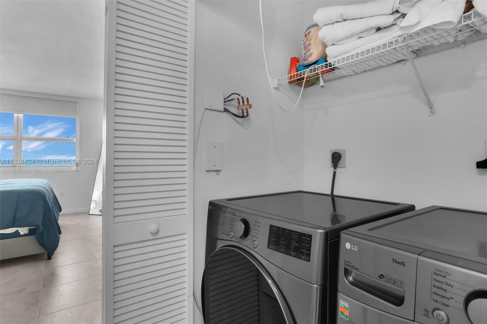 90 Alton Rd 2303, Miami Beach, Florida 33139, 2 Bedrooms Bedrooms, ,2 BathroomsBathrooms,Residentiallease,For Rent,90 Alton Rd 2303,A11538424