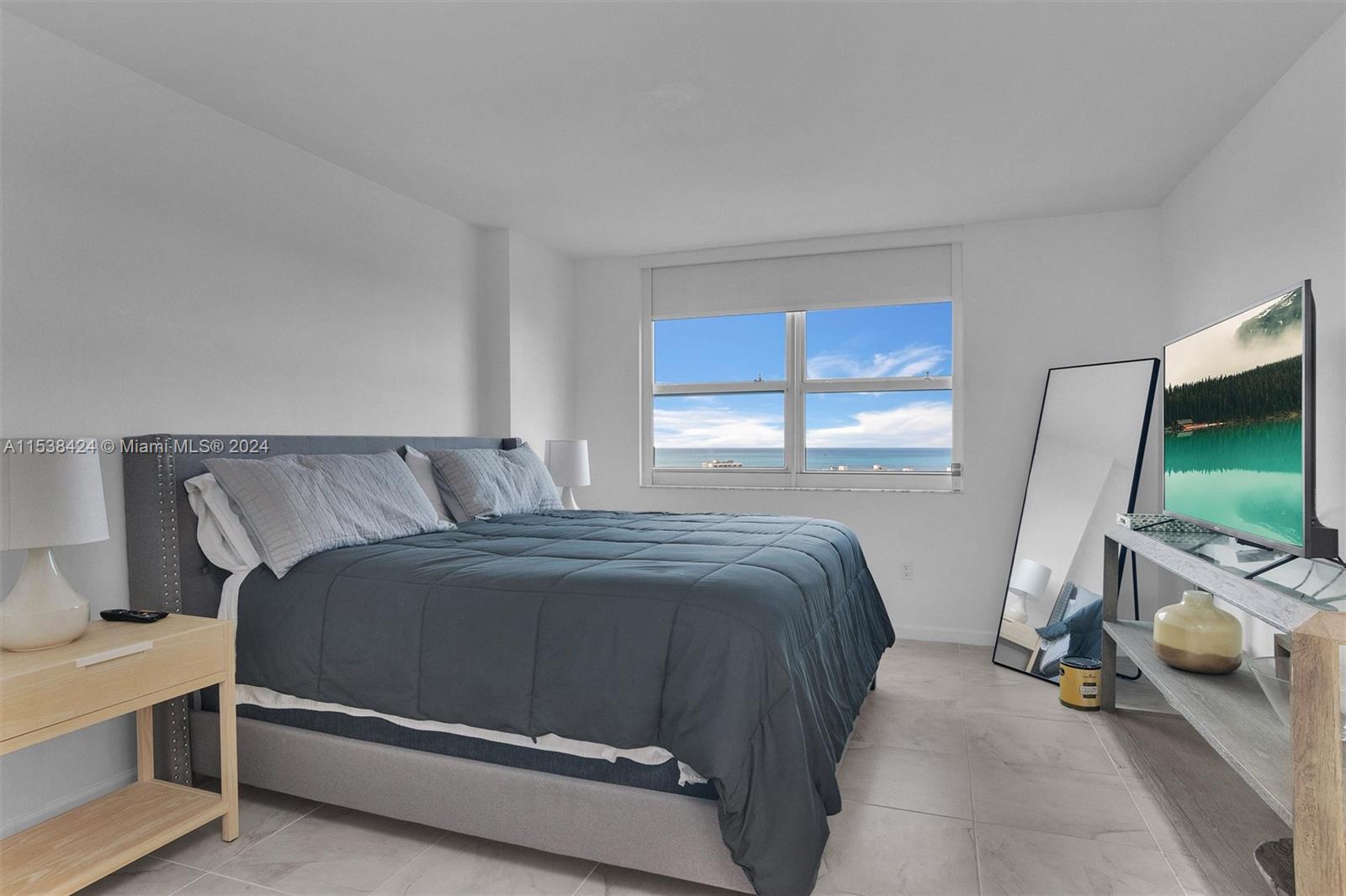 90 Alton Rd 2303, Miami Beach, Florida 33139, 2 Bedrooms Bedrooms, ,2 BathroomsBathrooms,Residentiallease,For Rent,90 Alton Rd 2303,A11538424