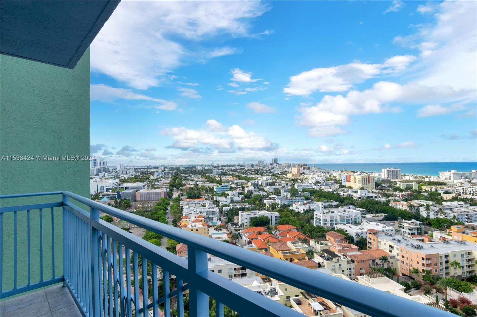 90 Alton Rd 2303, Miami Beach, Florida 33139, 2 Bedrooms Bedrooms, ,2 BathroomsBathrooms,Residentiallease,For Rent,90 Alton Rd 2303,A11538424