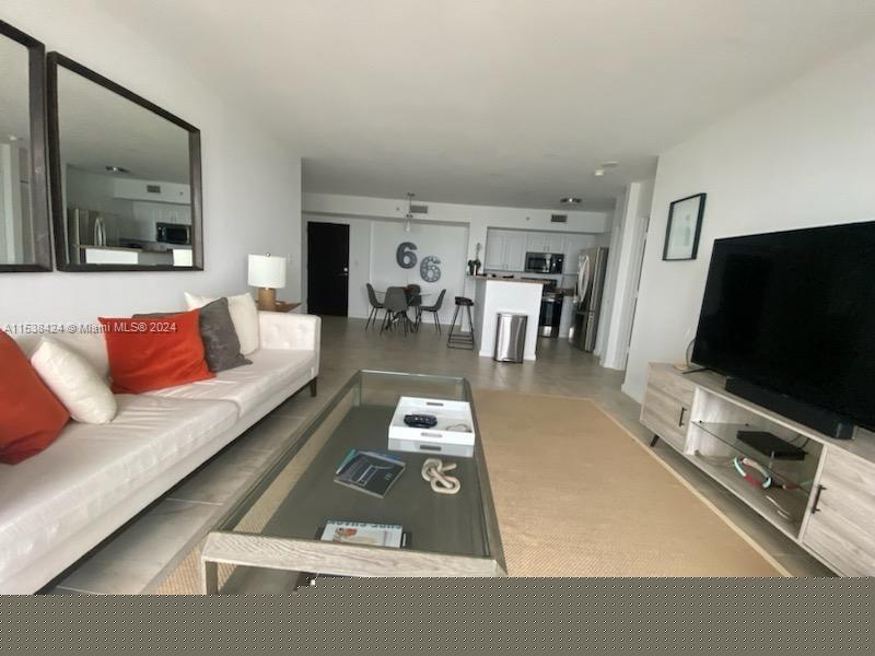 90 Alton Rd 2303, Miami Beach, Florida 33139, 2 Bedrooms Bedrooms, ,2 BathroomsBathrooms,Residentiallease,For Rent,90 Alton Rd 2303,A11538424