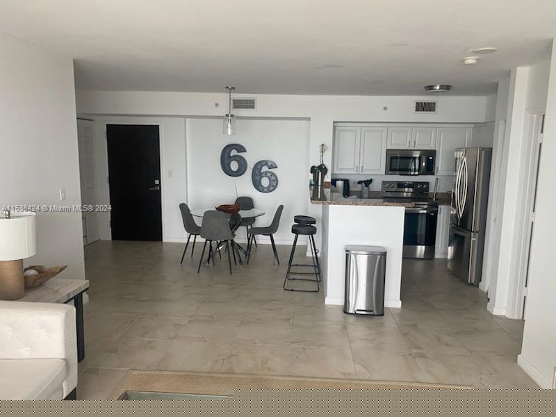 90 Alton Rd 2303, Miami Beach, Florida 33139, 2 Bedrooms Bedrooms, ,2 BathroomsBathrooms,Residentiallease,For Rent,90 Alton Rd 2303,A11538424