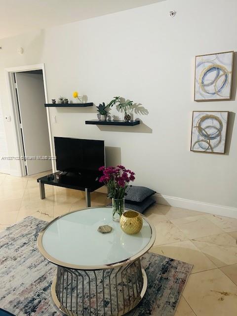 6365 Collins Ave 1006, Miami Beach, Florida 33141, 1 Bedroom Bedrooms, ,1 BathroomBathrooms,Residentiallease,For Rent,6365 Collins Ave 1006,A11537102