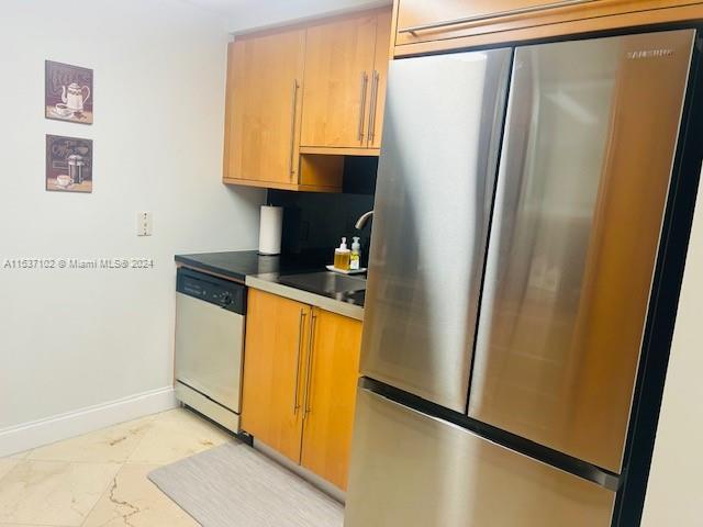 6365 Collins Ave 1006, Miami Beach, Florida 33141, 1 Bedroom Bedrooms, ,1 BathroomBathrooms,Residentiallease,For Rent,6365 Collins Ave 1006,A11537102