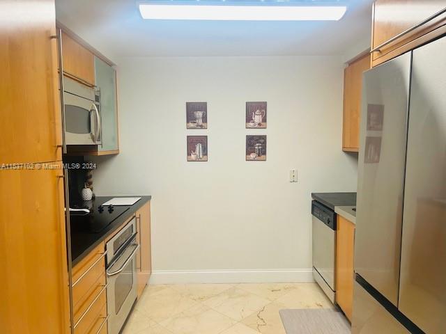 6365 Collins Ave 1006, Miami Beach, Florida 33141, 1 Bedroom Bedrooms, ,1 BathroomBathrooms,Residentiallease,For Rent,6365 Collins Ave 1006,A11537102