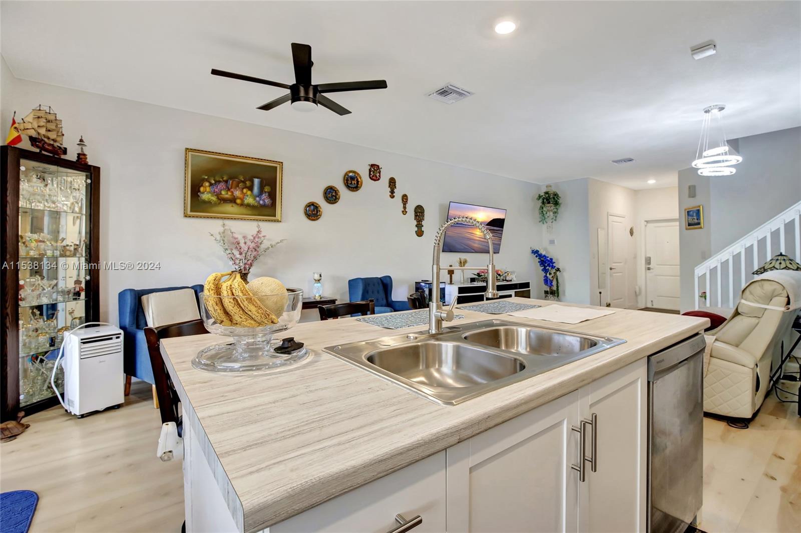 25256 SW 108th Ct, Homestead, Florida 33032, 3 Bedrooms Bedrooms, ,2 BathroomsBathrooms,Residential,For Sale,25256 SW 108th Ct,A11538134