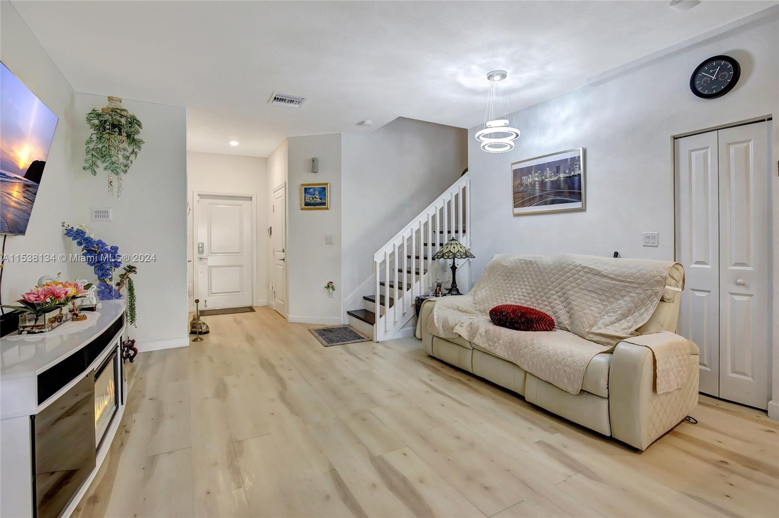 25256 SW 108th Ct, Homestead, Florida 33032, 3 Bedrooms Bedrooms, ,2 BathroomsBathrooms,Residential,For Sale,25256 SW 108th Ct,A11538134