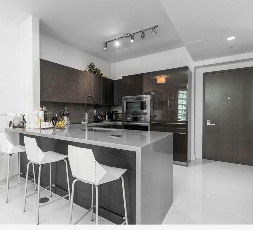 1080 Brickell Ave 2103, Miami, Florida 33131, 1 Bedroom Bedrooms, ,1 BathroomBathrooms,Residential,For Sale,1080 Brickell Ave 2103,A11538010