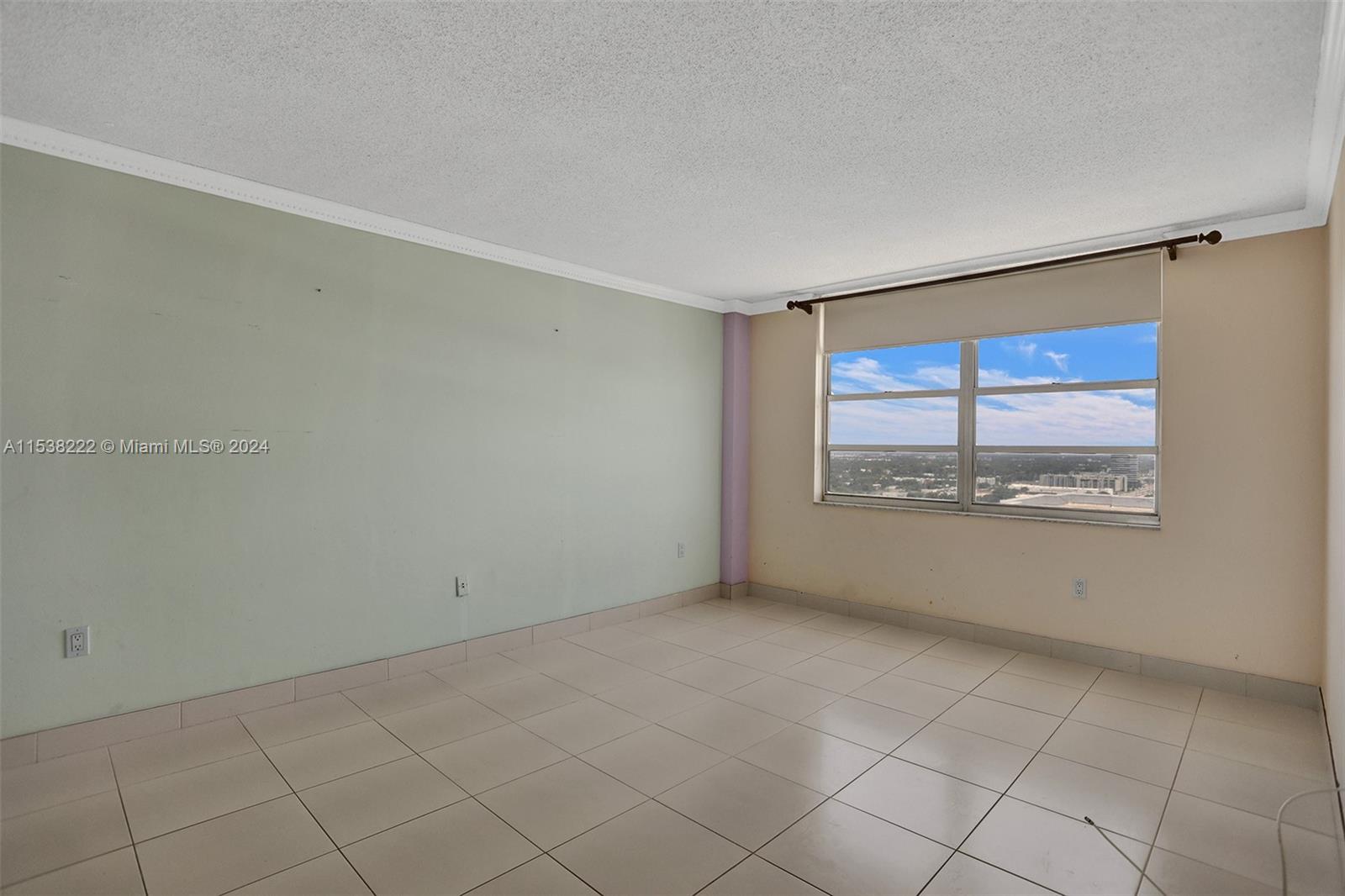 2750 183rd St, Aventura, FL, 33160 United States, 2 Bedrooms Bedrooms, ,2 BathroomsBathrooms,Residential,For Sale,183rd St,A11538222