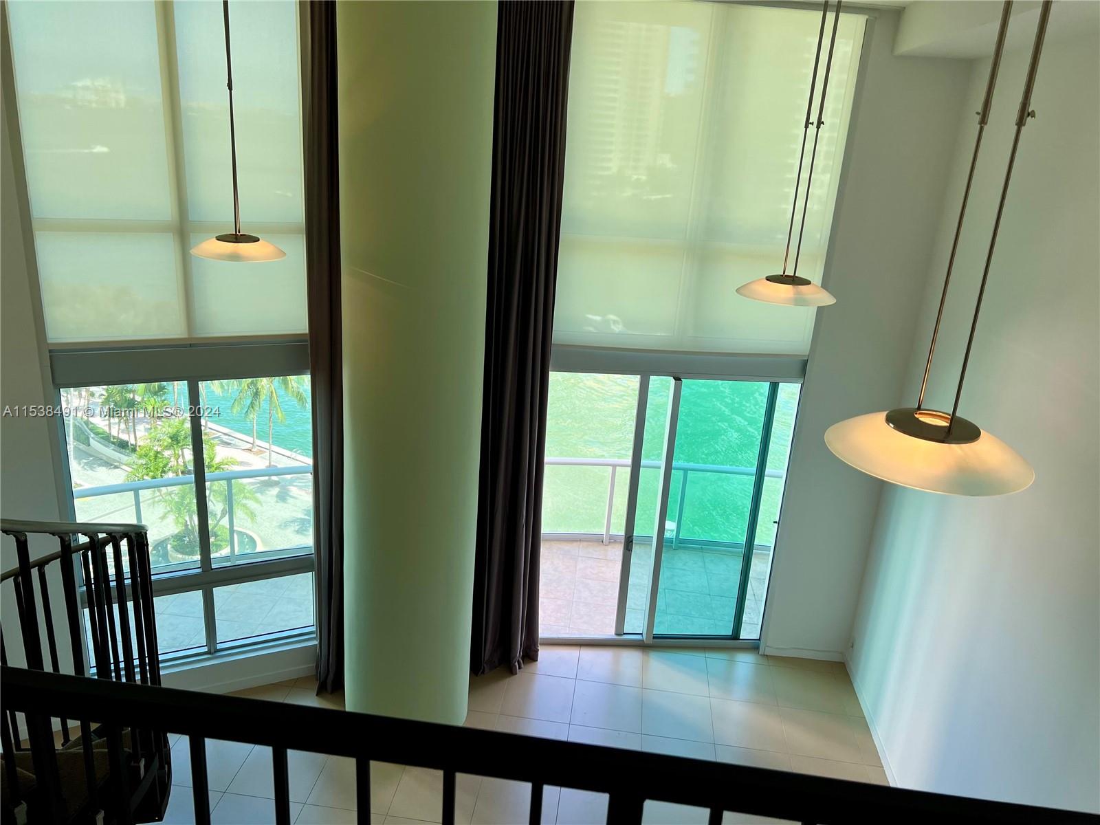 300 S Biscayne Blvd Loft 818, Miami, Florida 33131, 1 Bedroom Bedrooms, ,1 BathroomBathrooms,Residentiallease,For Rent,300 S Biscayne Blvd Loft 818,A11538491