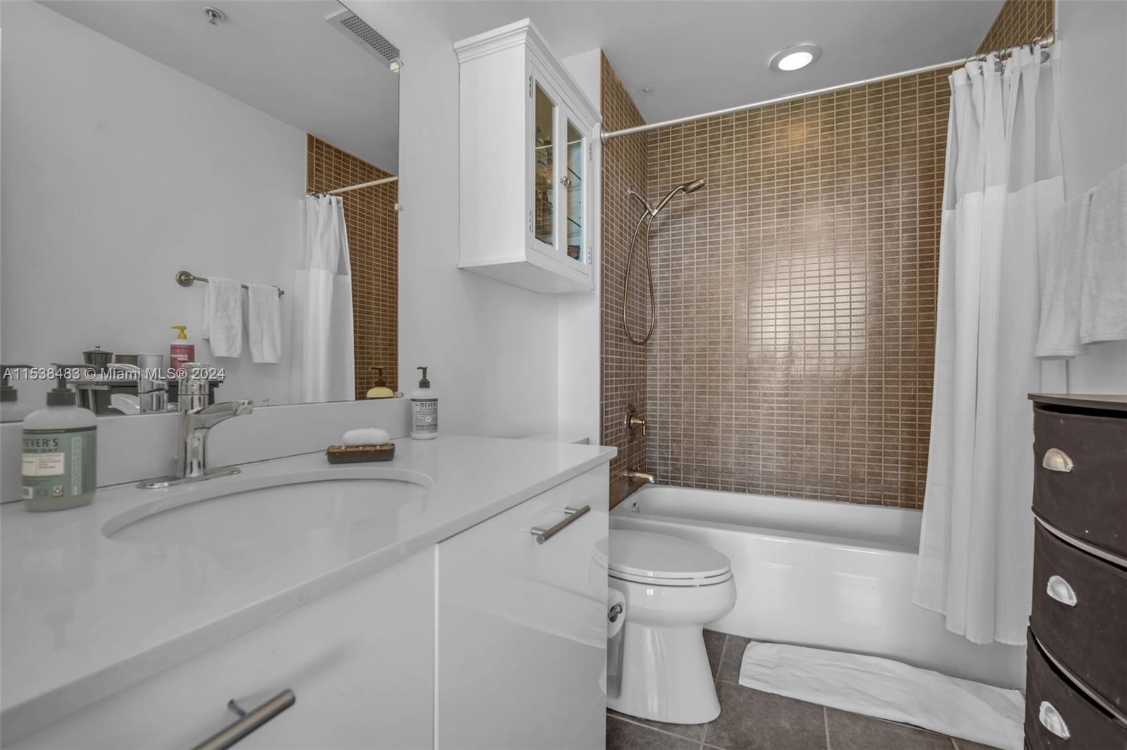 3470 E Coast Ave H0504, Miami, Florida 33137, 1 Bedroom Bedrooms, ,1 BathroomBathrooms,Residential,For Sale,3470 E Coast Ave H0504,A11538483