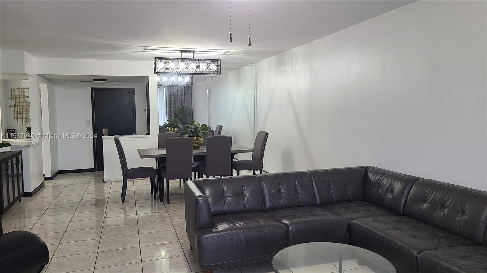 2500 Parkview Dr 802, Hallandale Beach, Florida 33009, 2 Bedrooms Bedrooms, ,2 BathroomsBathrooms,Residentiallease,For Rent,2500 Parkview Dr 802,A11537045